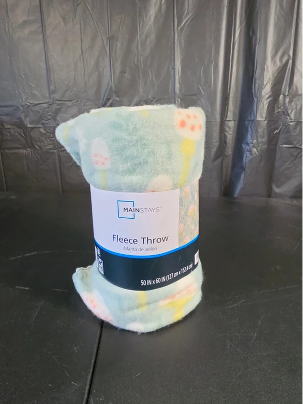 Throw blanket